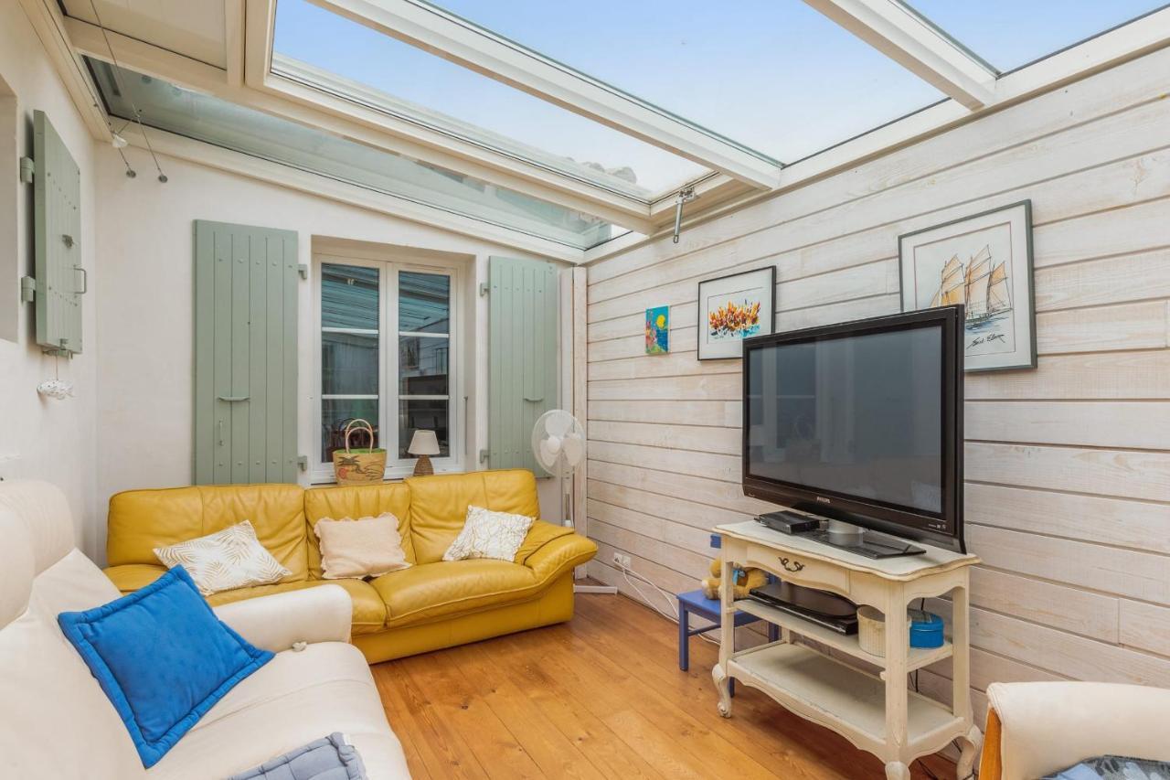 Nice Studio With Veranda Nearby The Beach In La Flotte - Welkeys Exteriér fotografie